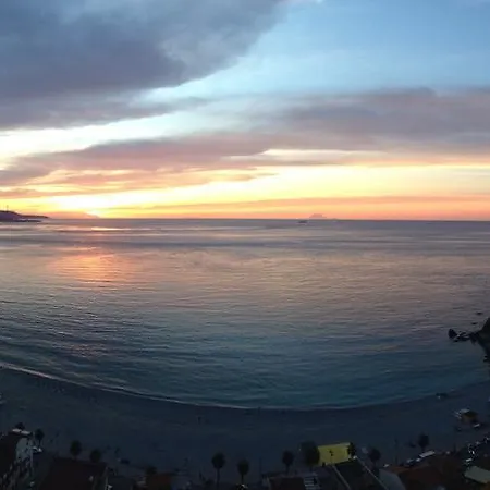 Al Vicoletto * Scilla