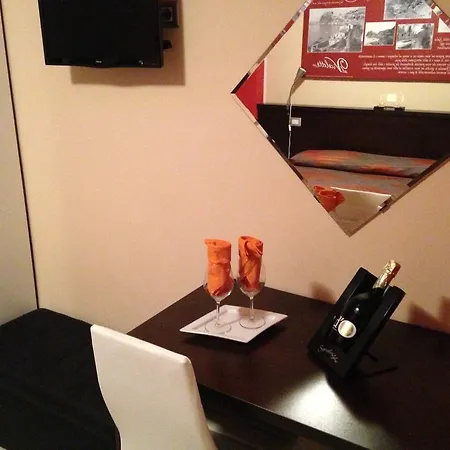 Nocleg ze śniadaniem Al Vicoletto 3*